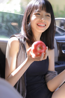 爱矢峰子
